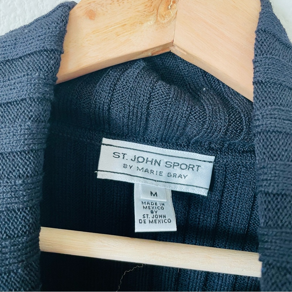 ST JOHN SPORT MEDIUM black wool blend knit turtleneck sweater - Picture 3 of 6